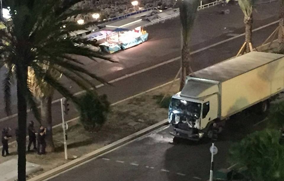 nong khung bo bang xe dien hang chuc nguoi thiet mang