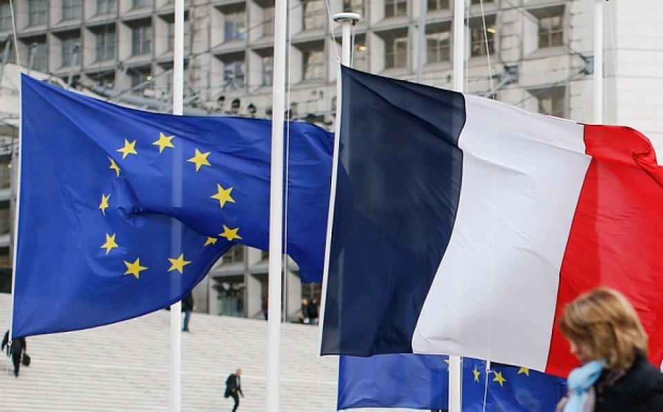 nong khung bo bang xe dien hang chuc nguoi thiet mang