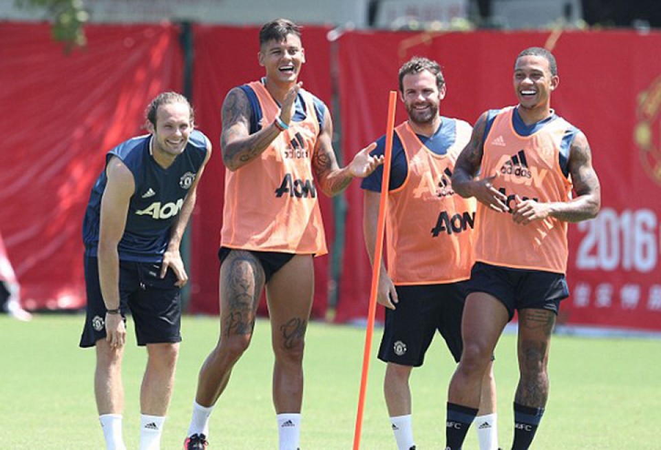 Man United rèn quân trước cuộc đối đầu với Dortmund man united ren quan truoc cuoc doi dau voi dortmund