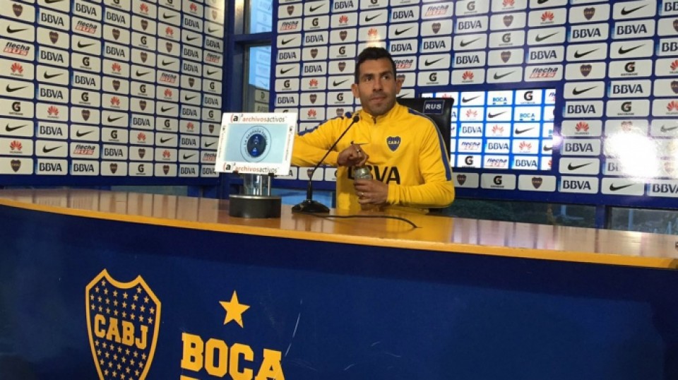 tevez tu choi tro lai chau au thi dau