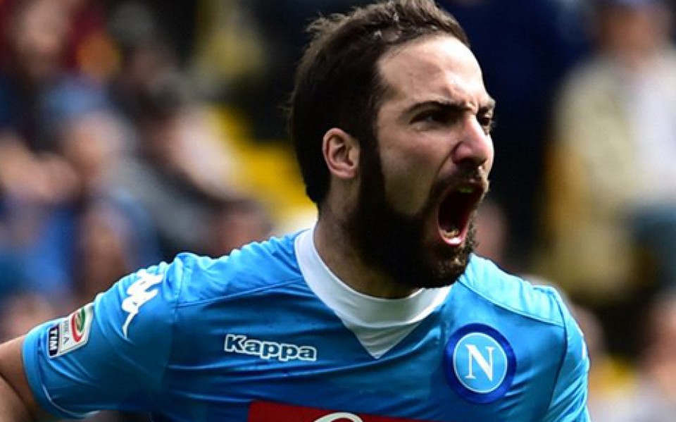 chinh thuc higuain dau quan cho juventus