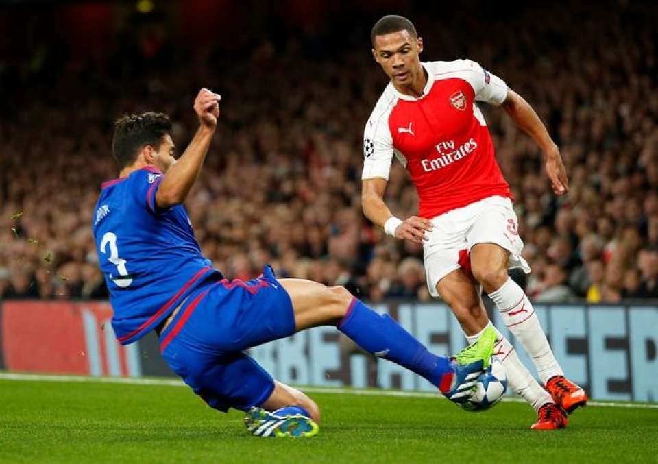 chuyen nhuong 28 david moyes muon giai cuu 2 hoc tro cu