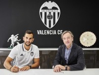 van persie rong cua tro lai premier league