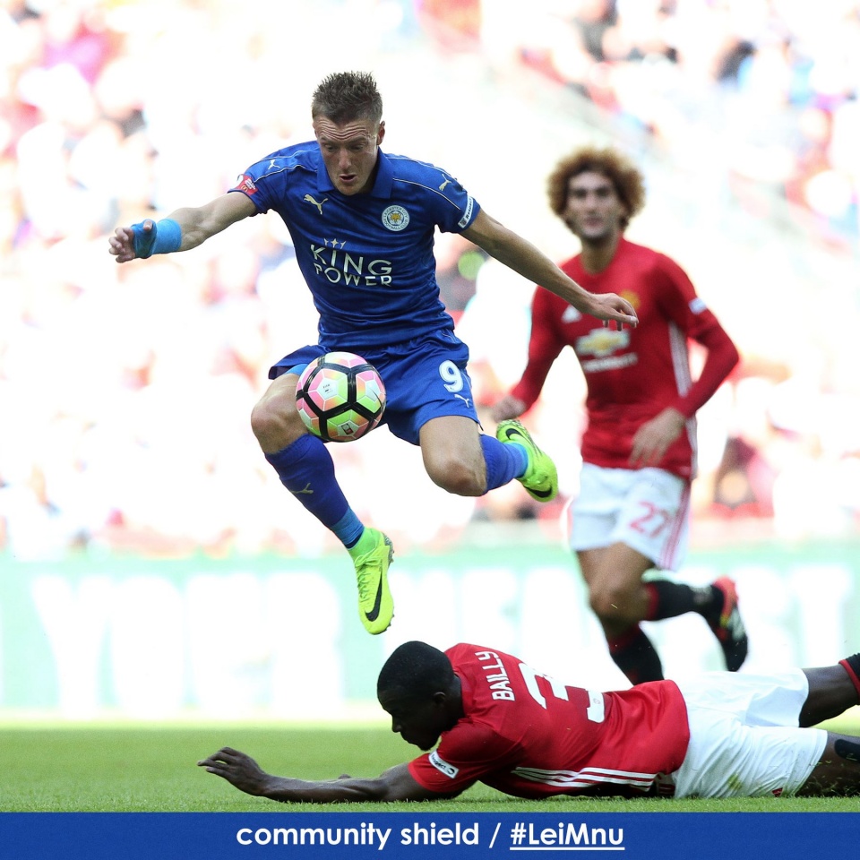 ibra lap cong man utd dang quang community shield