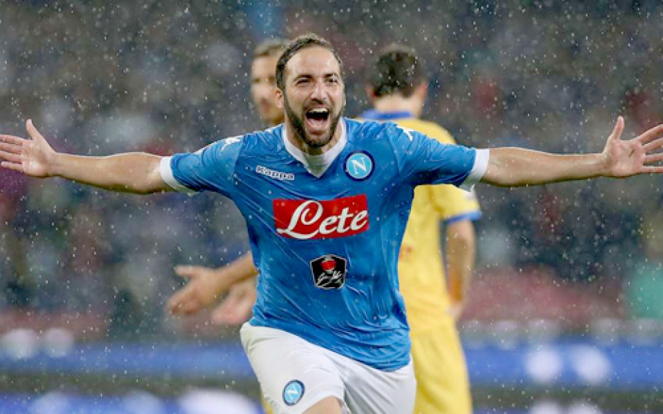 pogba va top 10 cau thu dat gia nhat lich su