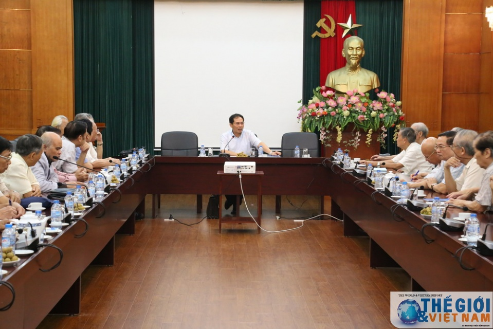 Lãnh đạo Bộ Ngoại giao gặp mặt cán bộ lão thành