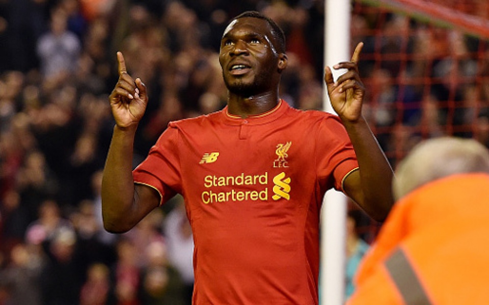 chuyen nhuong 198 liverpool dong y ban benteke