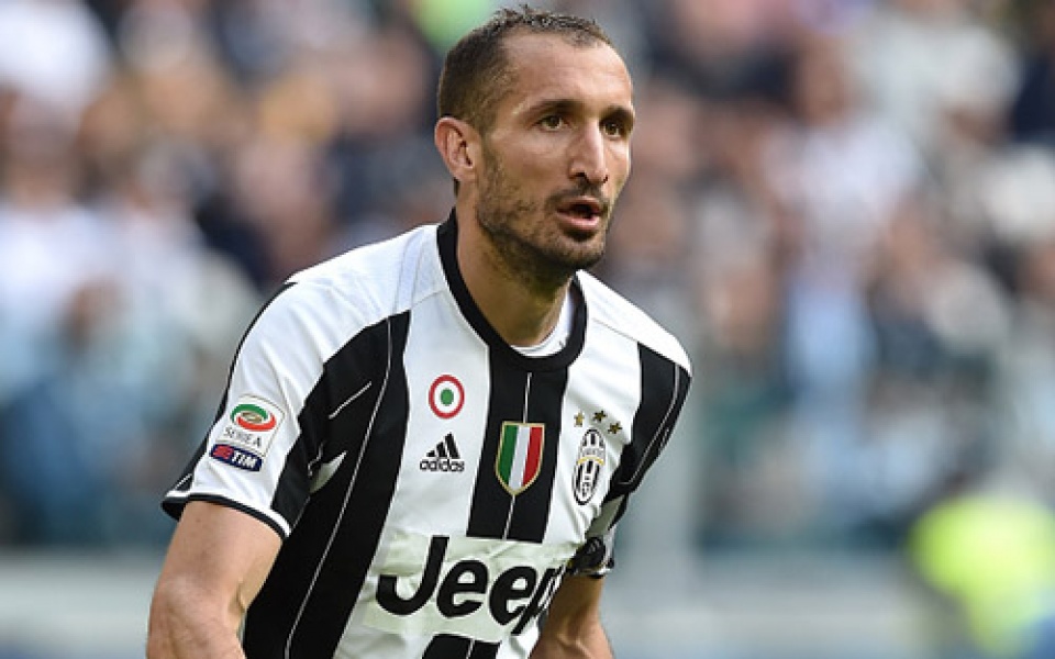 chuyen nhuong 228 hlv conte muon tai hop voi chiellini