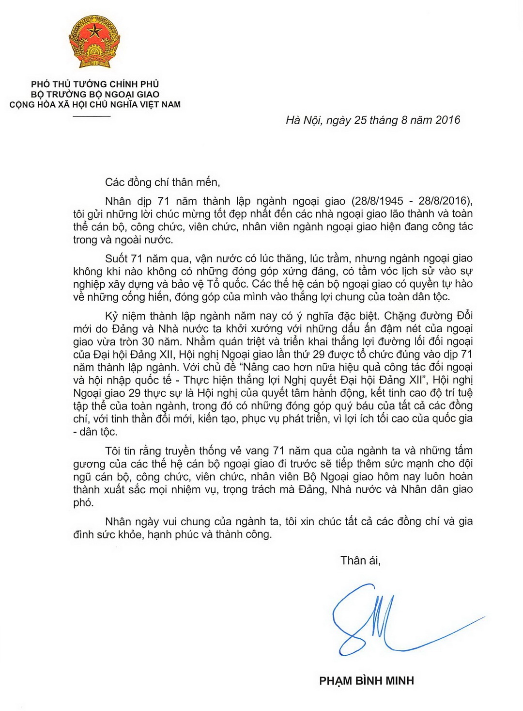 pho thu tuong pham binh minh gui thu chuc mung nganh ngoai giao