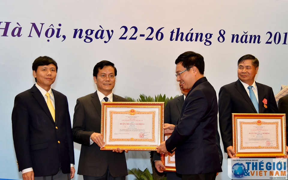 le be mac hoi nghi ngoai giao 29