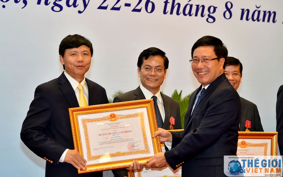 le be mac hoi nghi ngoai giao 29