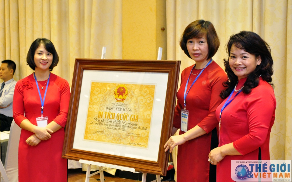 le be mac hoi nghi ngoai giao 29