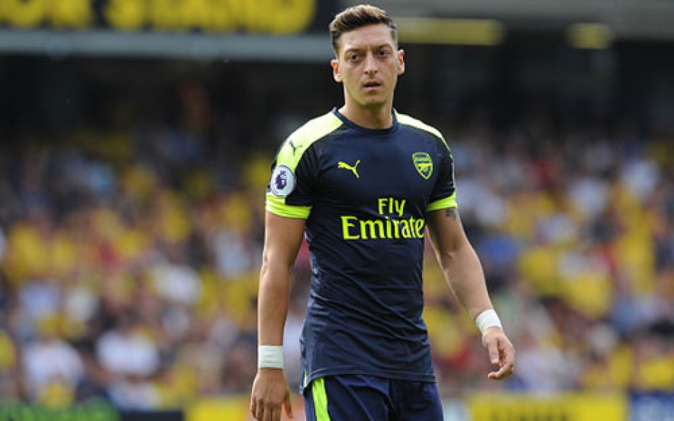 diem tin the thao sang 49 real madrid luc duc noi bo vi bale