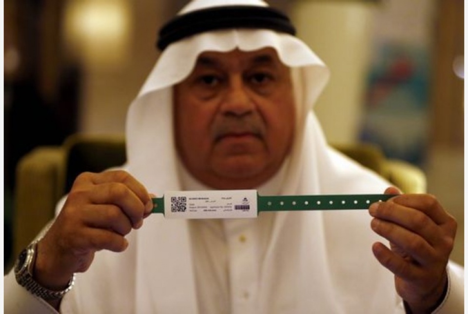 Phát vòng tay nhận dạng cho người hành hương phat vong tay nhan dang cho nguoi hanh huong