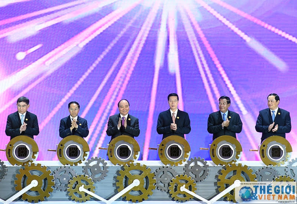 Thủ tướng dự Lễ khai mạc CAEXPO và CABIS lần thứ 13 thu tuong du le khai mac caexpo va cabis lan thu 13