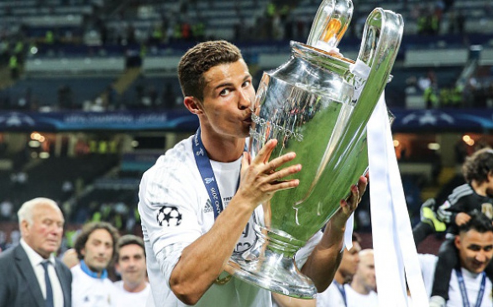 HLV Zidane bất ngờ “thăng chức” cho Ronaldo hlv zidane bat ngo thang chuc cho ronaldo