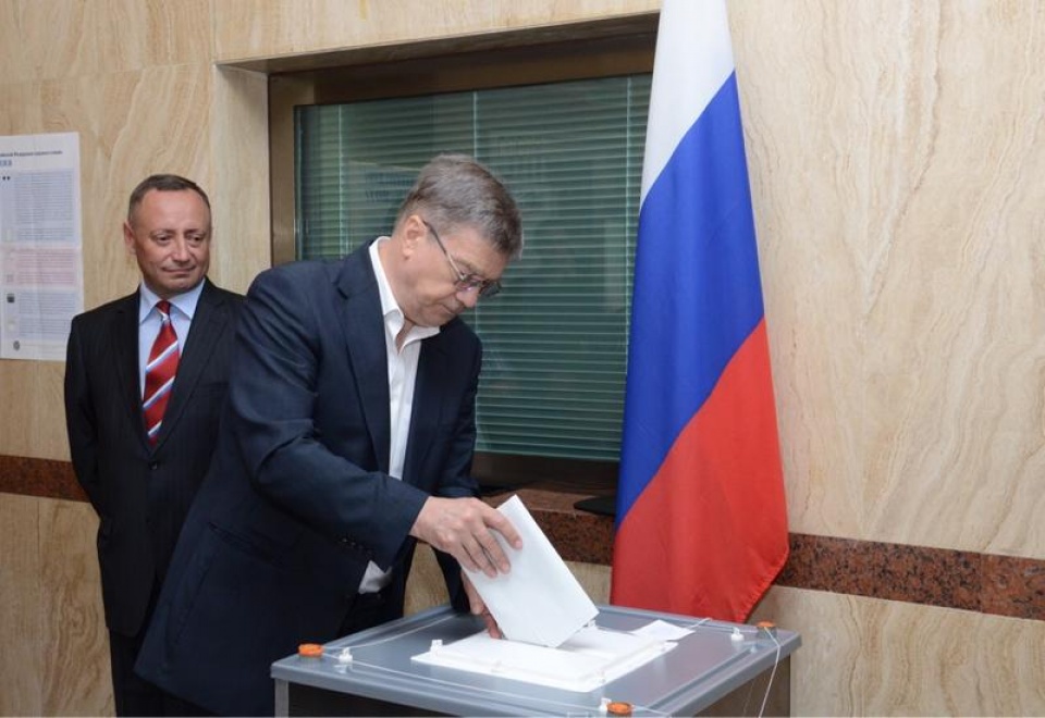 bau cu duma quoc gia nga dang cam quyen gianh duoc 51 phieu bau