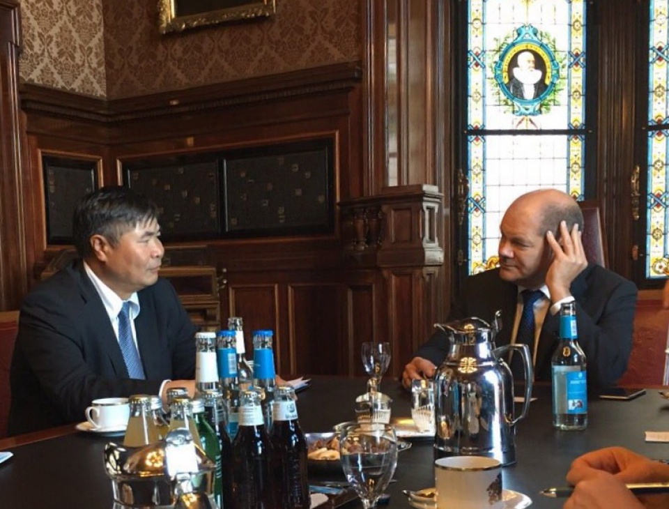 day manh hop tac giua viet nam va bang hamburg