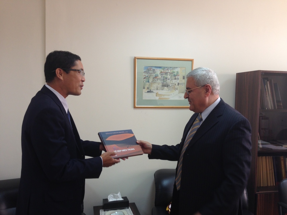 dai su do hoang long tiep kien thu tuong lebanon tammam salam