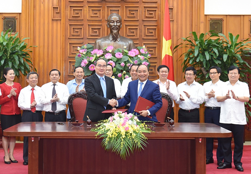 thu tuong va chu tich mttq ky nghi quyet lien tich