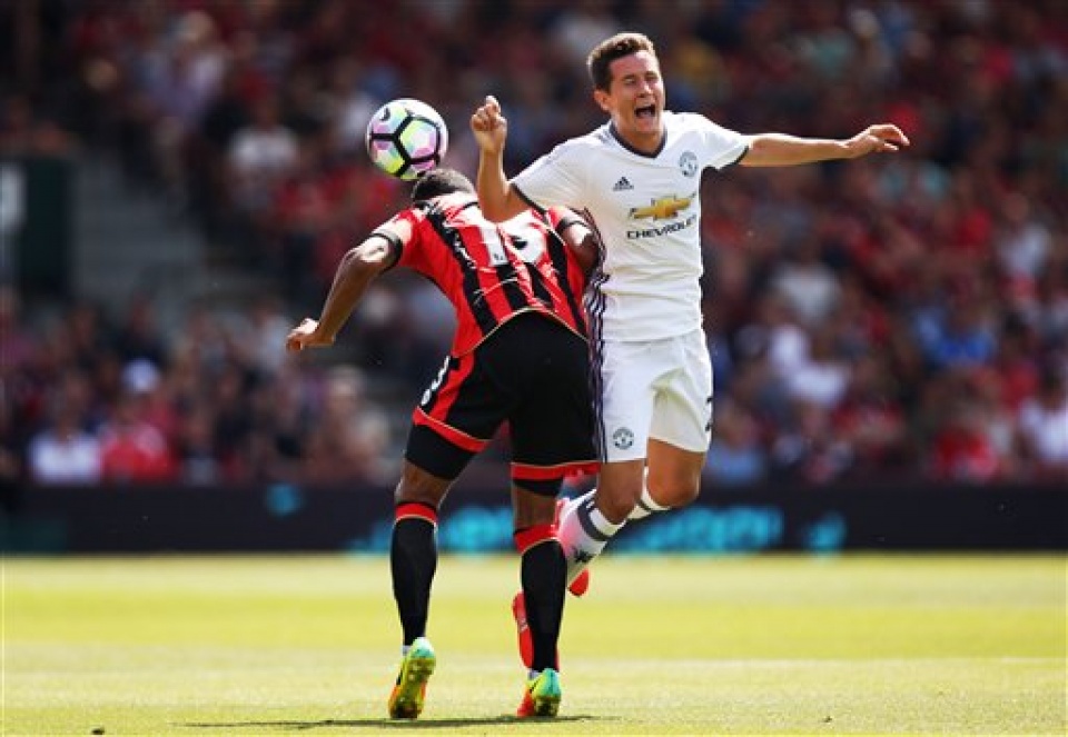 ander herrera bat ngo duoc trieu tap len dt tay ban nha