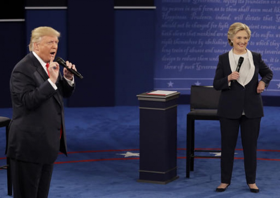 clinton trump cuoc tai dau o missouri