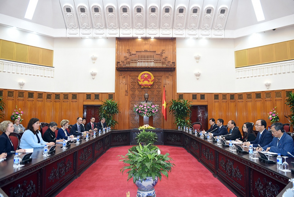 Việt Nam là điểm đến hấp dẫn với doanh nghiệp Thụy Sĩ viet nam la diem den hap dan voi doanh nghiep thuy si