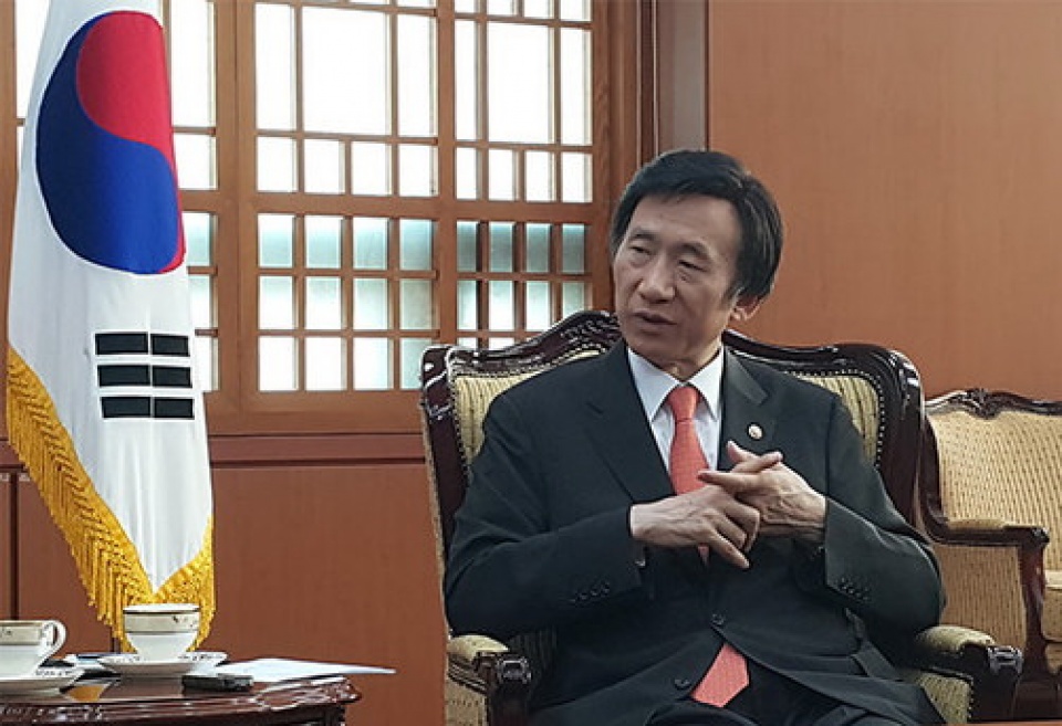 han quoc 3 lan trieu quan chuc ngoai giao trung quoc