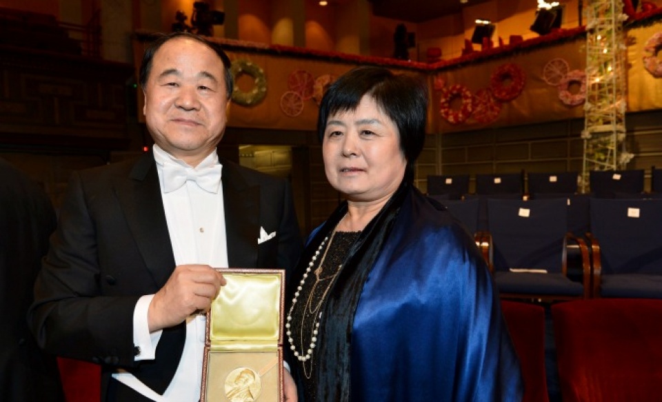 10 nha van doat giai nobel van hoc gan nhat