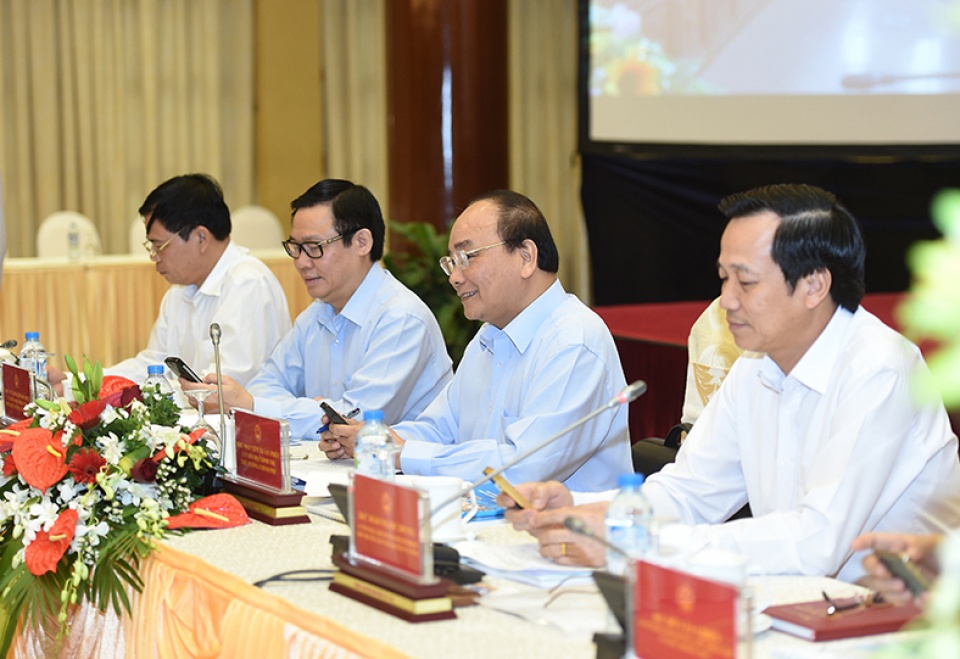 thu tuong nhan tin ung ho nguoi ngheo