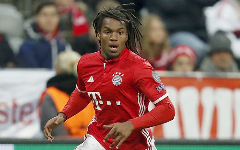 Bản tin tối 24/10: Renato Sanches ẵm giải “Cậu bé Vàng 2016” ban tin toi 2410 renato sanches am giai cau be vang 2016
