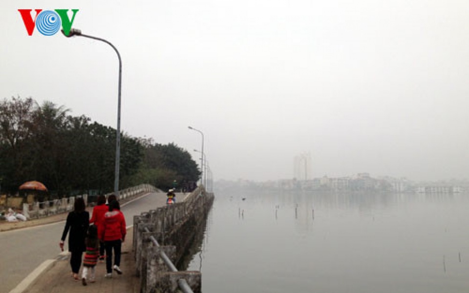 Không khí lạnh tràn về, miền Bắc mưa lạnh cuối tuần này khong khi lanh tran ve mien bac mua lanh cuoi tuan nay