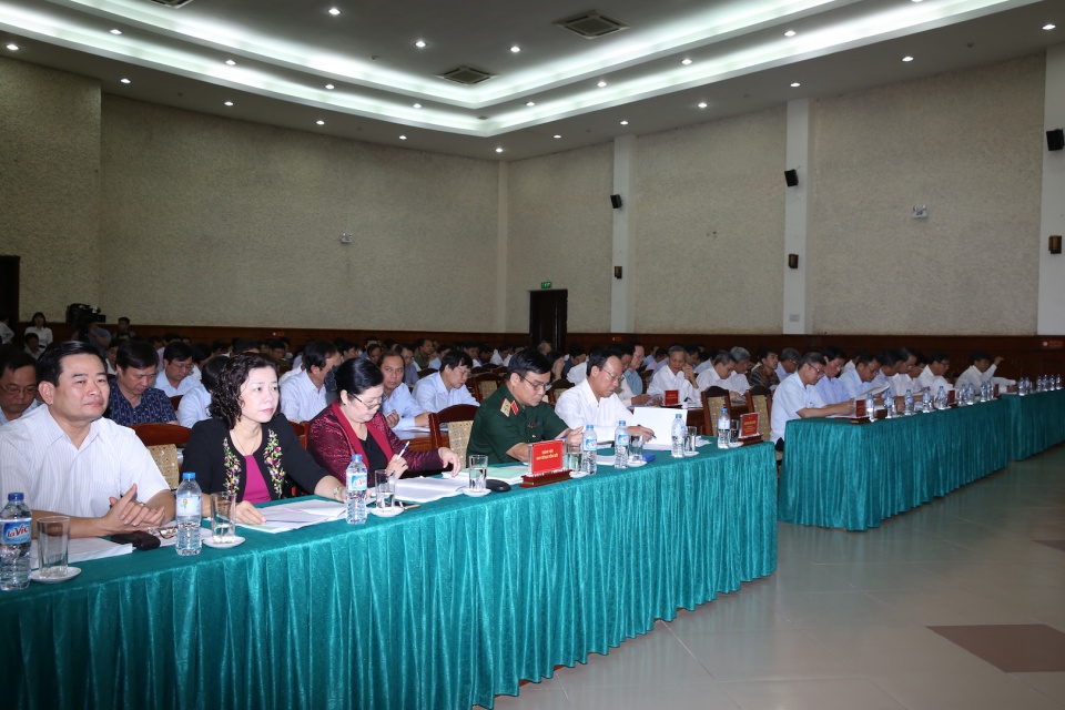 Không có vùng cấm trong đấu tranh phòng, chống tham nhũng, lãng phí khong co vung cam trong dau tranh phong chong tham nhung lang phi