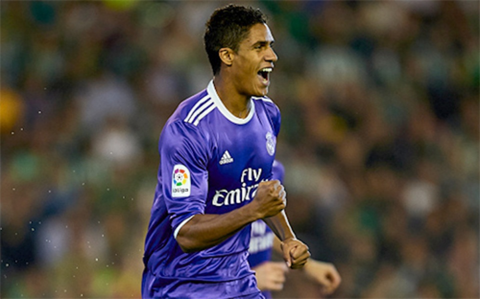 ban tin the toi 3010 man utd nham nguoi thay the eric bailly