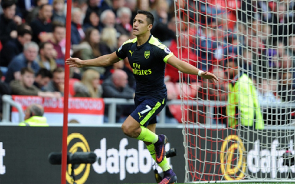 ban tin toi 211 sao arsenal co nguy co di tu vi tron thue