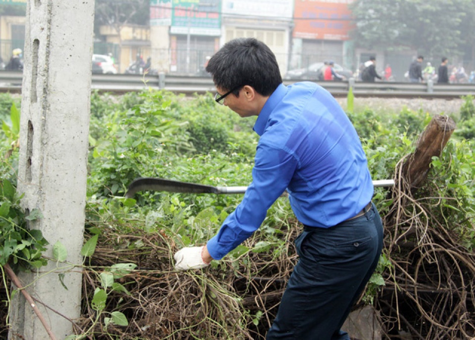pho thu tuong vu duc dam truc tiep cung ban tre don ve sinh moi truong