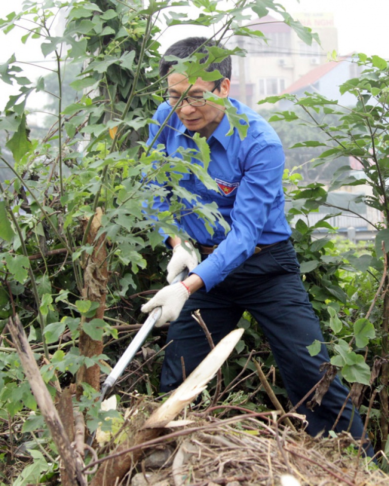 pho thu tuong vu duc dam truc tiep cung ban tre don ve sinh moi truong