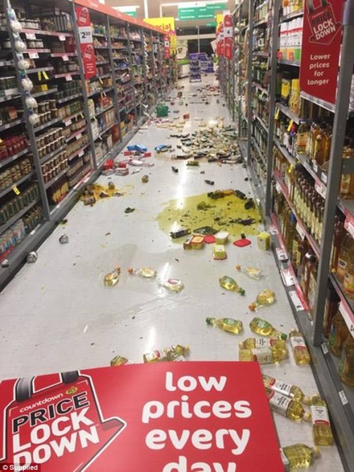 khung canh dang so o new zealand sau tran dong dat manh 78 do richter