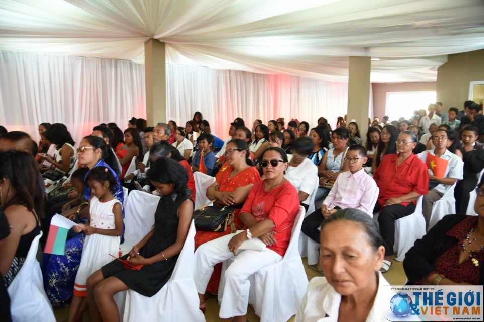 cuoc gap dac biet cua chu tich nuoc voi cong dong nguoi madagascar goc viet