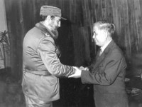 lanh tu fidel castro qua cau chuyen cua nguoi con nuoi o viet nam