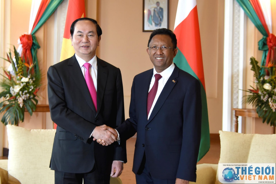 nhin lai hoat dong cua chu tich nuoc tai hoi nghi cap cao phap ngu