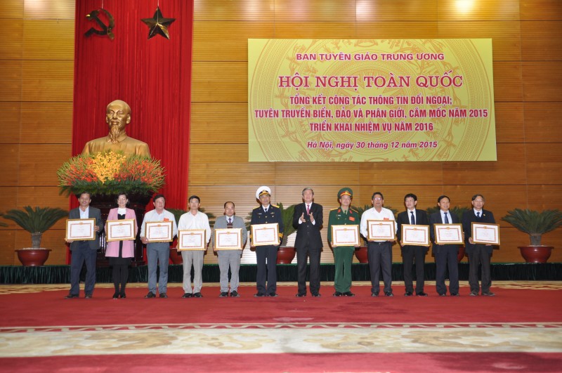 da y ma nh cong ta c thong tin do i ngoa i va tuyen truye n bien dao va phan gioi cam moc