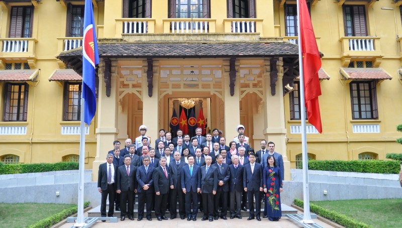 thuong co chao mung nga y hi nh thanh cong dong asean