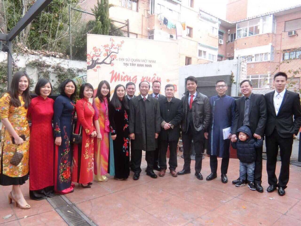 tet cong dong viet am ap tai tay ban nha