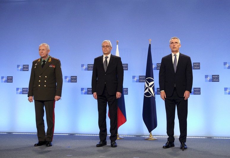 Đàm phán giữa Nga-NATO: Tâm thế lùi bước hay tiến lên?