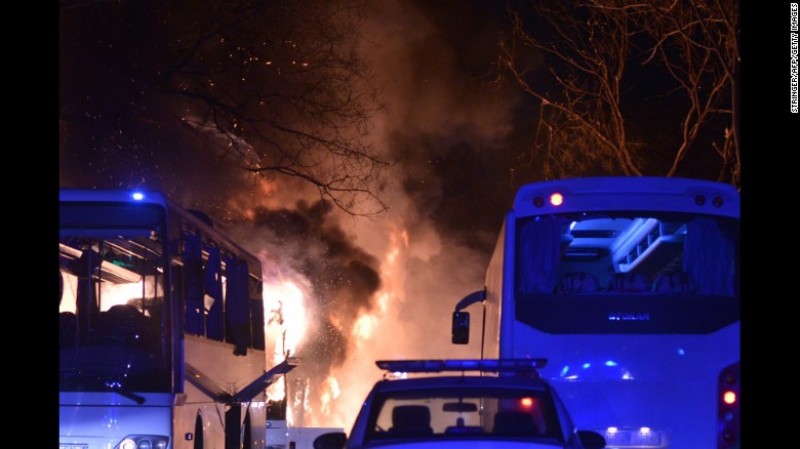 tho nhi ky bom xe no tai nga tu it nhat 28 nguoi thiet mang