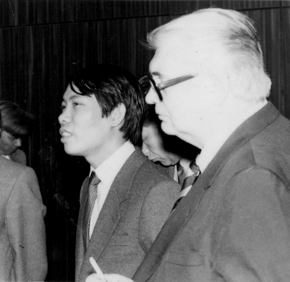 NHÀ NGOẠI GIAO KỂ CHUYỆN. Người thầy Nguyễn Cơ Thạch