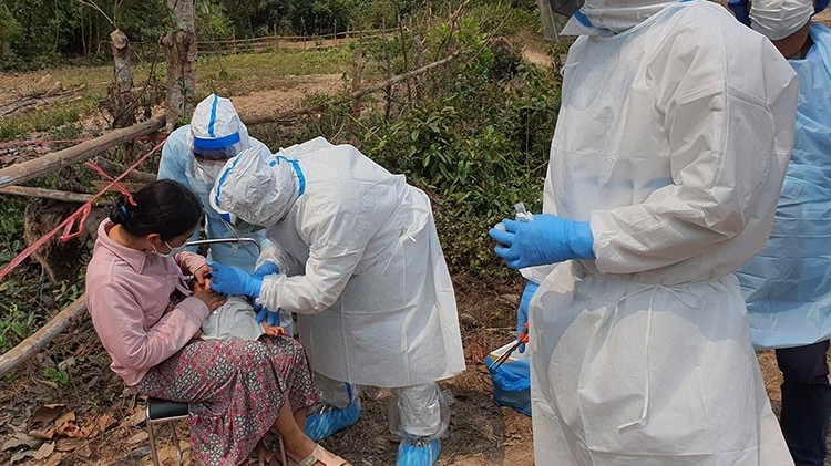 Covid-19 ở Campuchia: ‘Bốc hơi' 250 triệu USD vì sự cố cộng đồng ngày 20/2