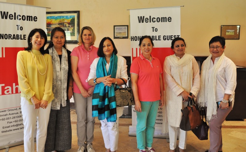 dai su quan viet nam tai pakistan ky niem ngay 304