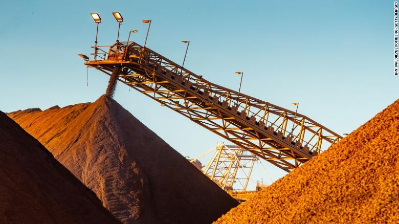 Năm 2019, gần 2/3 lượng quặng sắt của Trung Quốc được nhập khẩu từ Australia. (Nguồn: CNN)